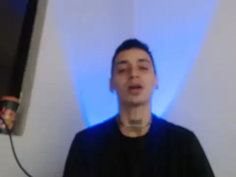 Snapshot of xalejo_max chatting on November 2, 2:30 pm xalejo max online show from November 2, 2:30 pm