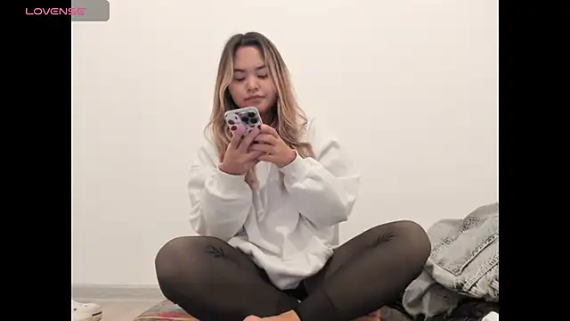 saika blush online show from October 6, 4:21 am