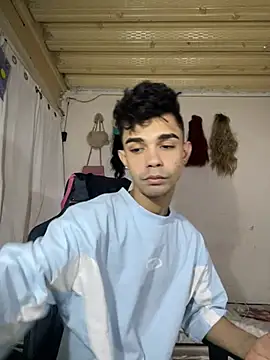 Violet Dream2 online show from April 21, 11:40 pm