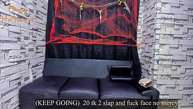 Snapshot of Crazy_Cult_Sex chatting on October 28, 1:25 pm Crazy Cult Sex online show from October 28, 1:25 pm