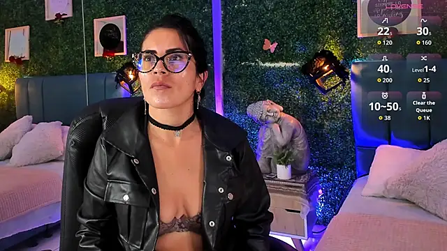 Linagh  online show from November 21, 11:53 am