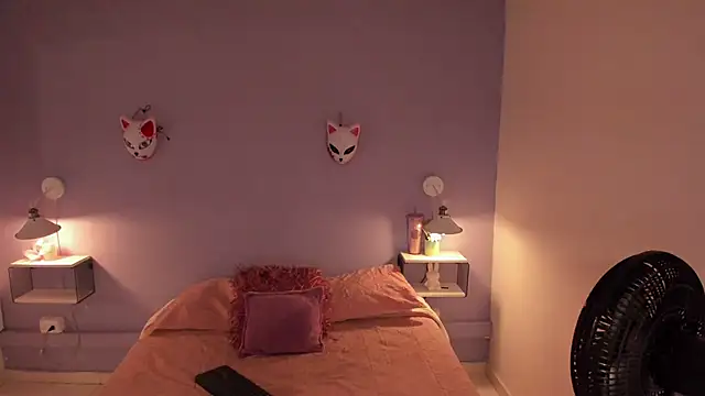 Snapshot of Zoe_Lynch_ chatting on September 23, 11:46 am Zoe Lynch online show from September 23, 11:46 am