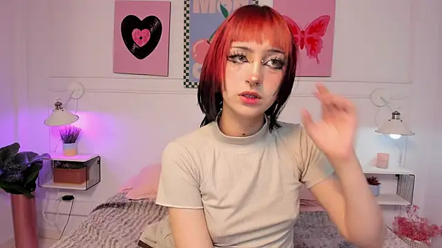 Zoe Lynch  online show from April 8, 11:32 am