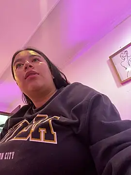 Zoey thompson online show from April 21, 7:28 pm