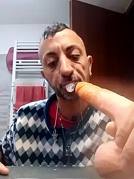 Snapshot of Blackmen_90 chatting on November 24, 7:19 am Blackmen 90 online show from November 24, 7:19 am