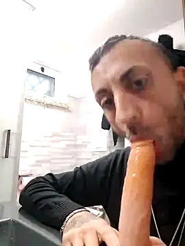 Snapshot of Blackmen_90 chatting on December 2, 6:30 am Blackmen 90 online show from December 2, 6:30 am