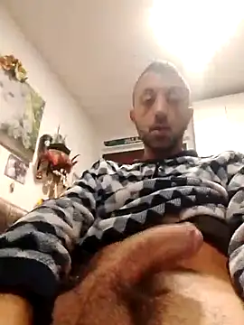 Snapshot of Blackmen_90 chatting on December 15, 8:07 am Blackmen 90 online show from December 15, 8:07 am