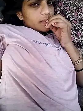 Snapshot of Sofia_kuuu chatting on September 17, 11:23 am Sofia kuuu online show from September 17, 11:23 am