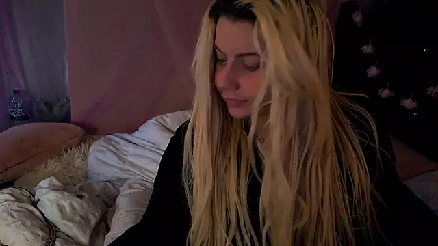 TiaDoll online show from January 15, 3:27 pm