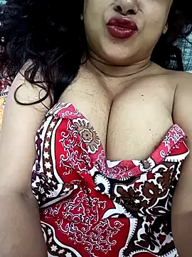 Snapshot of sweet_jenni chatting on May 3, 5:13 am sweet jenni online show from May 3, 5:13 am