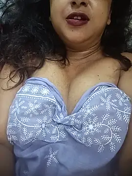 Snapshot of sweet_jenni chatting on July 13, 2:58 am sweet jenni online show from July 13, 2:58 am