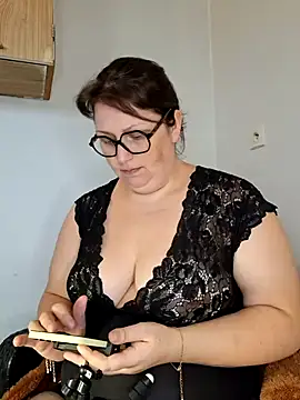 Fformesx online show from February 27, 12:49 pm