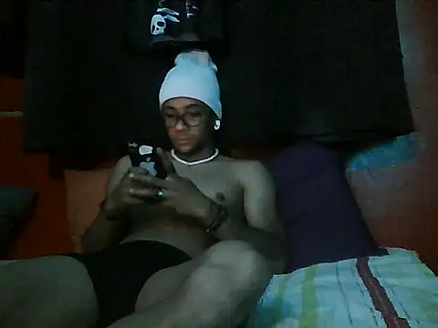 Snapshot of Longstickboy666 chatting on November 13, 5:45 pm Longstickboy666 online show from November 13, 5:45 pm