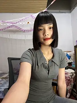 Snapshot of andymi1 chatting on September 11, 7:52 am andymi1 online show from September 11, 7:52 am