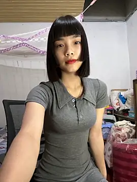 Snapshot of andymi1 chatting on September 14, 4:22 am andymi1 online show from September 14, 4:22 am