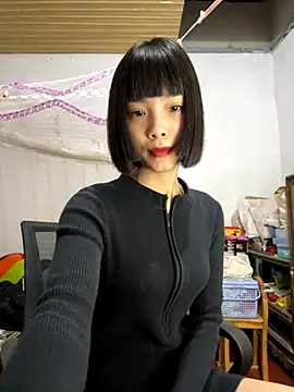 Snapshot of andymi1 chatting on November 8, 2:45 am andymi1 online show from November 8, 2:45 am