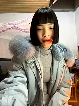 Snapshot of andymi1 chatting on November 19, 3:06 am andymi1 online show from November 19, 3:06 am