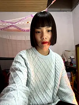 Snapshot of andymi1 chatting on November 24, 3:39 am andymi1 online show from November 24, 3:39 am