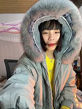 andymi1 online show from February 3, 2:53 am