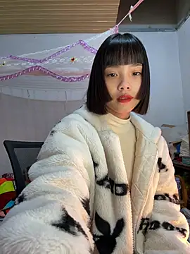 andymi1 online show from February 12, 2:50 am