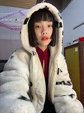 andymi1 online show from February 14, 2:19 am