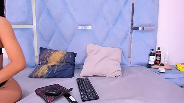 Snapshot of DaylesAndHarry chatting on September 25, 12:42 pm DaylesAndHarry online show from September 25, 12:42 pm