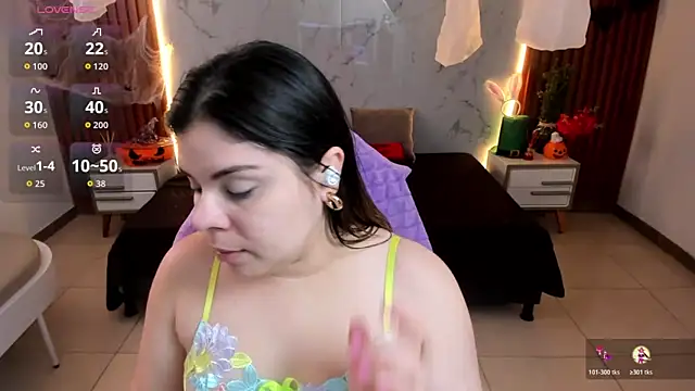 Snapshot of shasha_bloom chatting on October 21, 7:47 pm shasha bloom online show from October 21, 7:47 pm