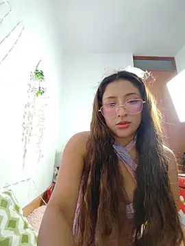 airamoon online show from April 21, 5:28 pm