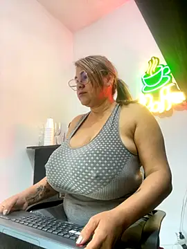 AlexxiaaMat online show from September 19, 11:00 am