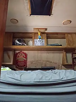 mike42088 online show from April 22, 4:52 pm