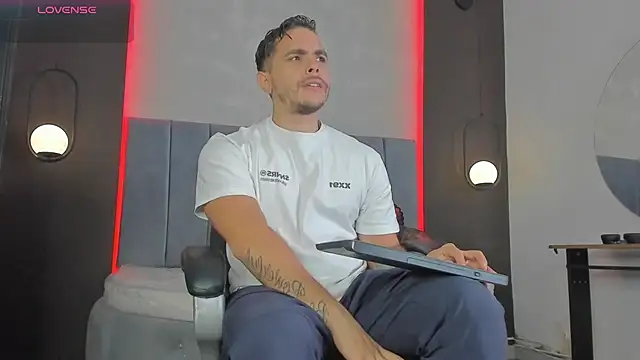 Liam walk  online show from April 8, 5:57 pm