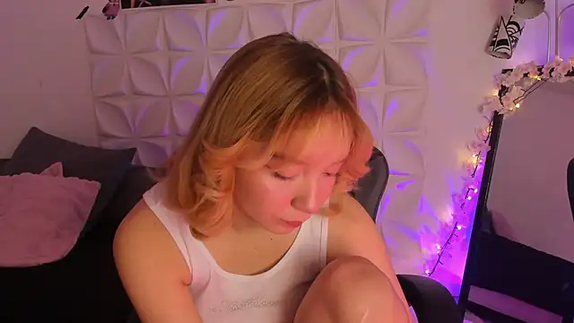 JuliethMoss online show from November 27, 8:22 pm