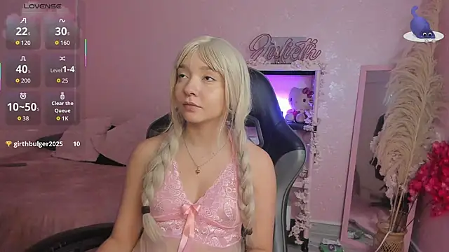 JuliethMoss online show from April 18, 10:10 pm