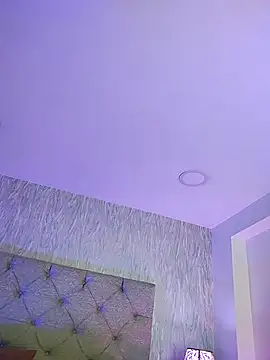 Pamelamiler   online show from April 1, 1:52 pm