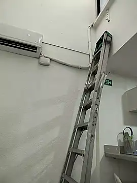 Pamelamiler   online show from April 21, 11:49 am