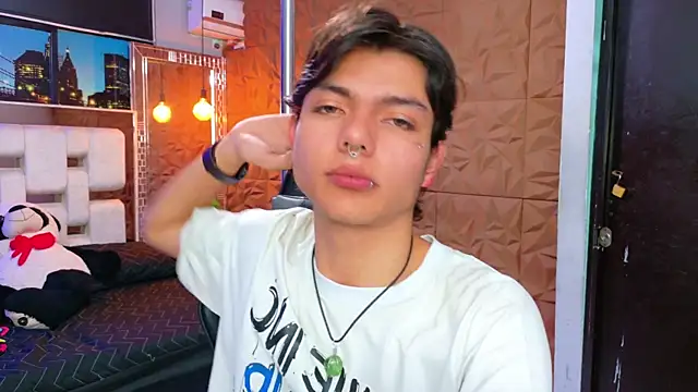 alandelrey57 online show from September 18, 5:42 am