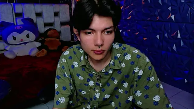 alandelrey57 online show from February 28, 9:10 am