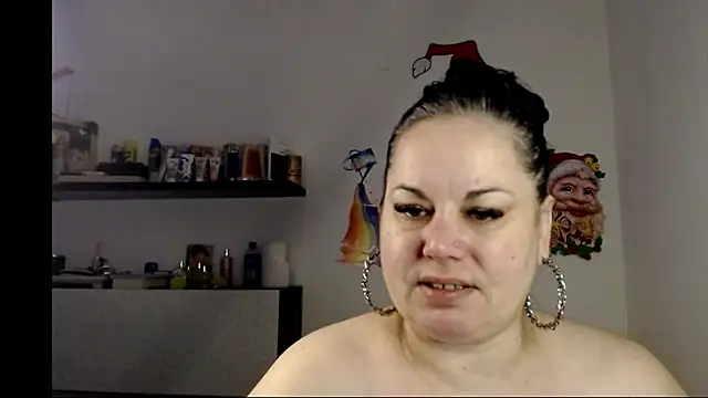 andreea2011 online show from February 14, 7:38 am