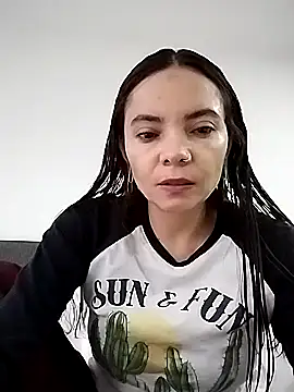 Snapshot of Cami_Konor chatting on November 21, 9:02 pm Cami Konor online show from November 21, 9:02 pm