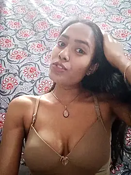 hornylizia123 online show from April 17, 5:05 pm