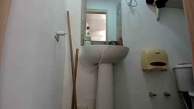 ALYANNA HOT  online show from November 11, 11:43 am