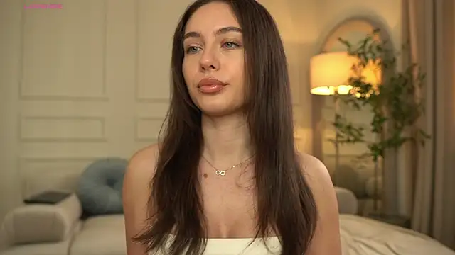 Ashley-Evans online show from March 2, 8:32 am