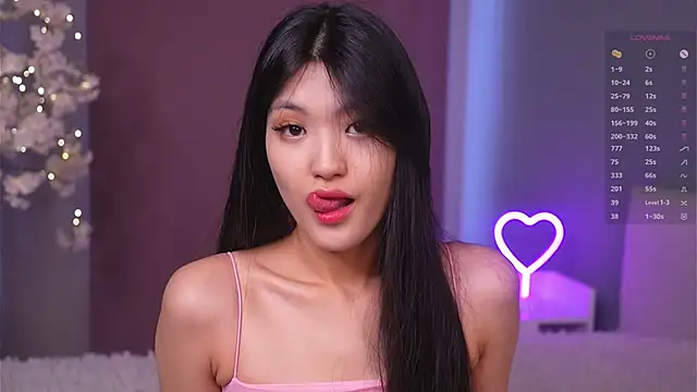 FancyEsten online show from February 22, 8:02 am