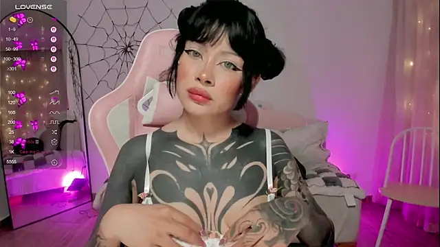 Snapshot of AlinaLukyanova chatting on November 16, 3:56 am AlinaLukyanova online show from November 16, 3:56 am