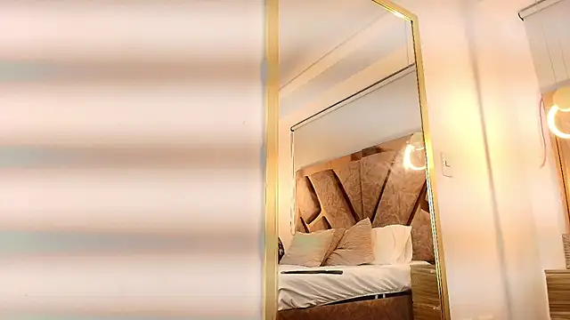 zarah andrew   online show from November 14, 12:04 pm