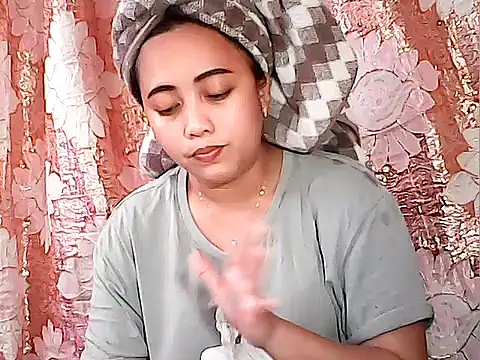 Snapshot of Pinay_Chubby20 chatting on September 18, 3:41 am Pinay Chubby20 online show from September 18, 3:41 am