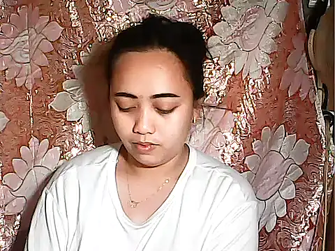 Snapshot of Pinay_Chubby20 chatting on September 21, 9:49 pm Pinay Chubby20 online show from September 21, 9:49 pm