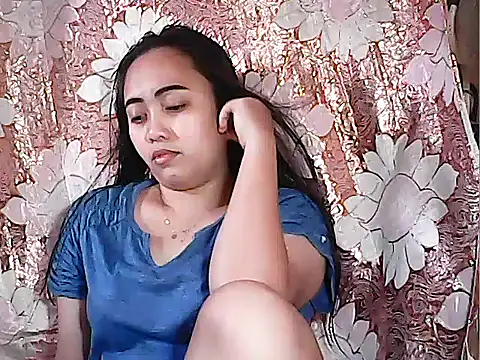 Snapshot of Pinay_Chubby20 chatting on September 25, 1:42 am Pinay Chubby20 online show from September 25, 1:42 am