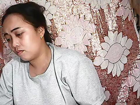 Snapshot of Pinay_Chubby20 chatting on October 7, 9:17 am Pinay Chubby20 online show from October 7, 9:17 am