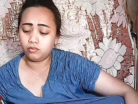Snapshot of Pinay_Chubby20 chatting on October 9, 11:19 am Pinay Chubby20 online show from October 9, 11:19 am
